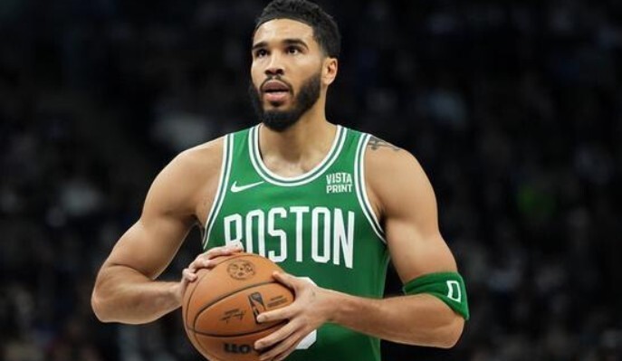 爱游戏体育官方网站塔图姆迎来十五赛季高光表现，热火球迷沸腾！的简单介绍