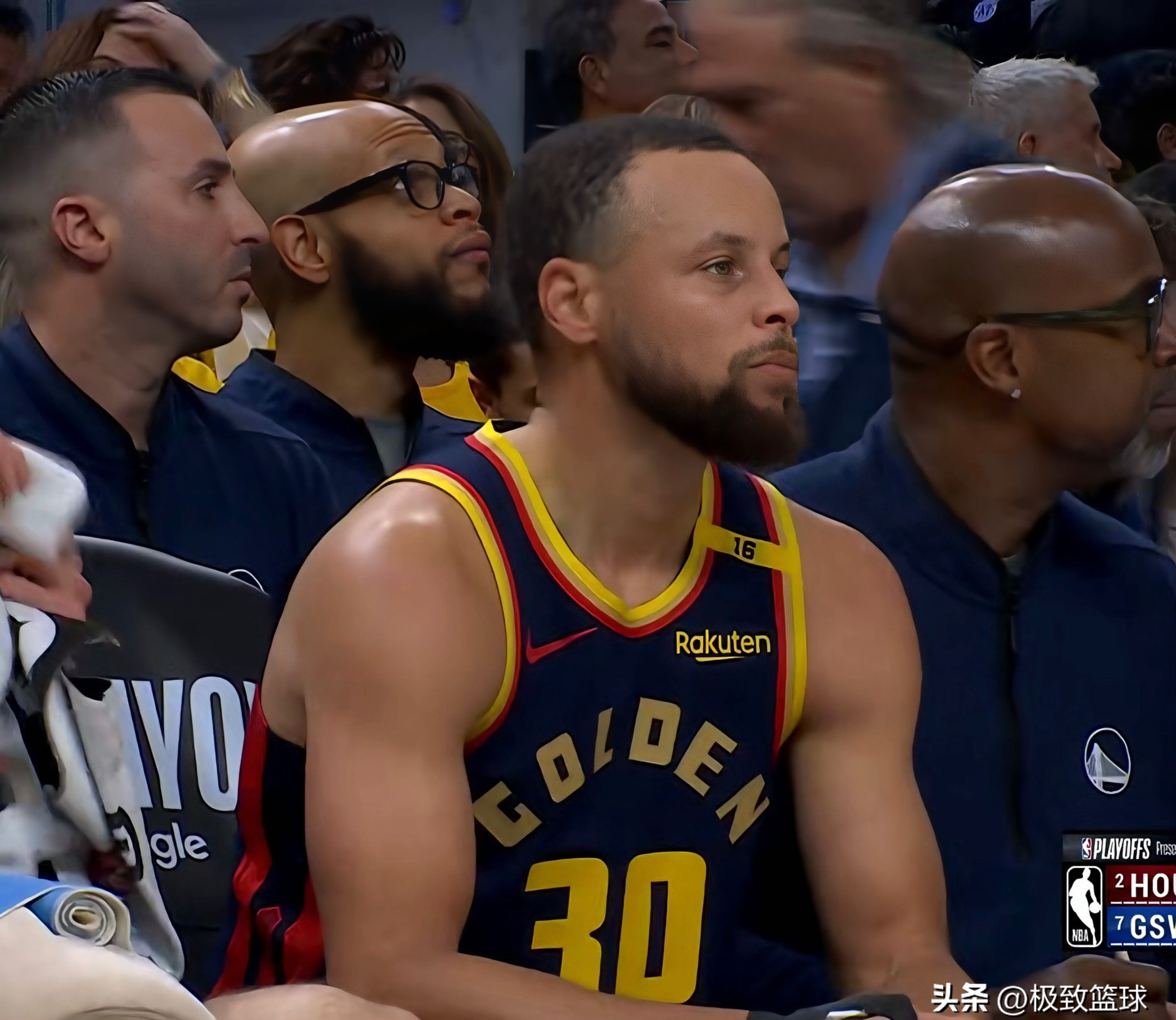 关于库里在IG比赛中关键助攻，出色防守引发热议！的信息