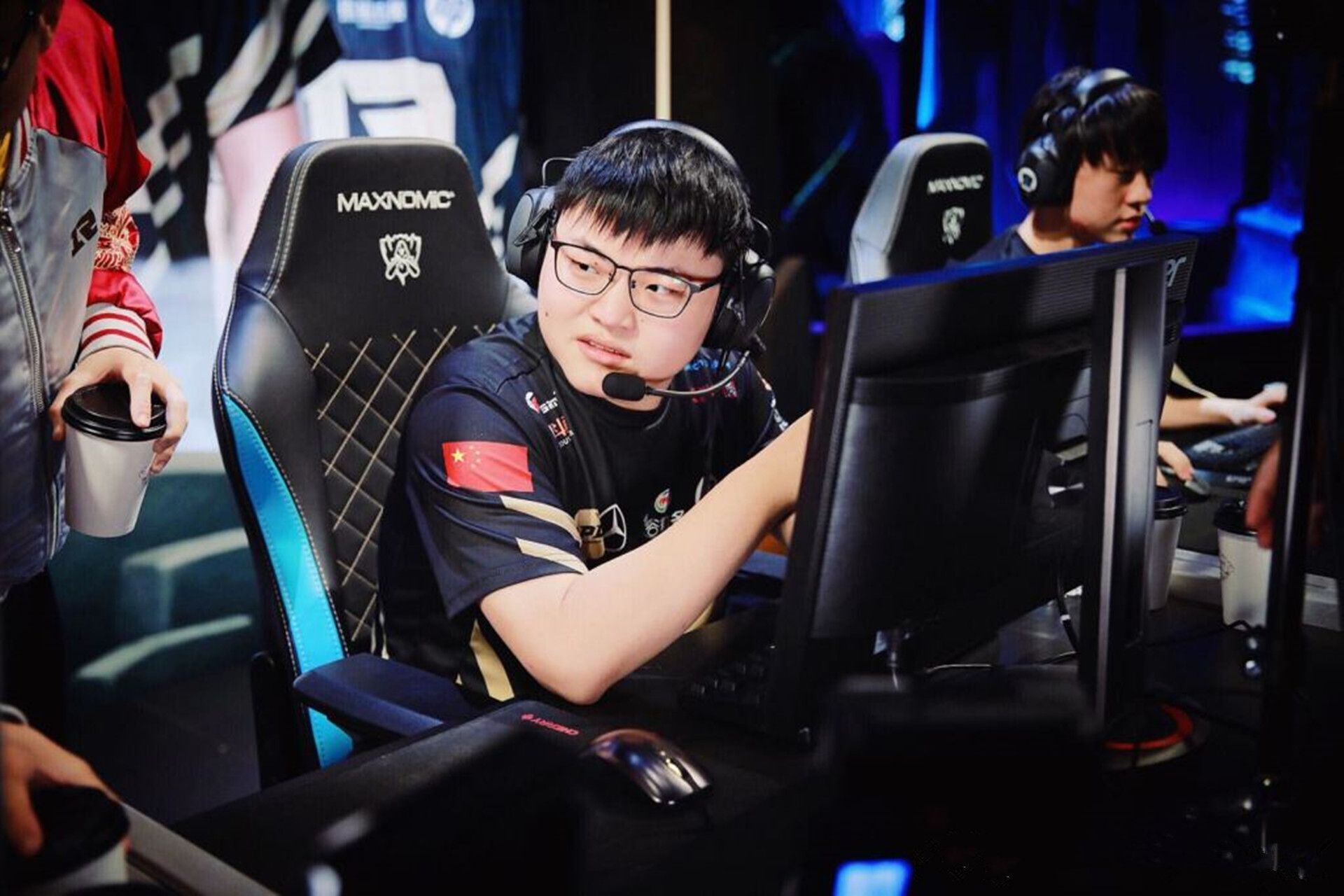 AYX SPORTSUzi赛事官方发布关键助攻新规，法国队争议不断！