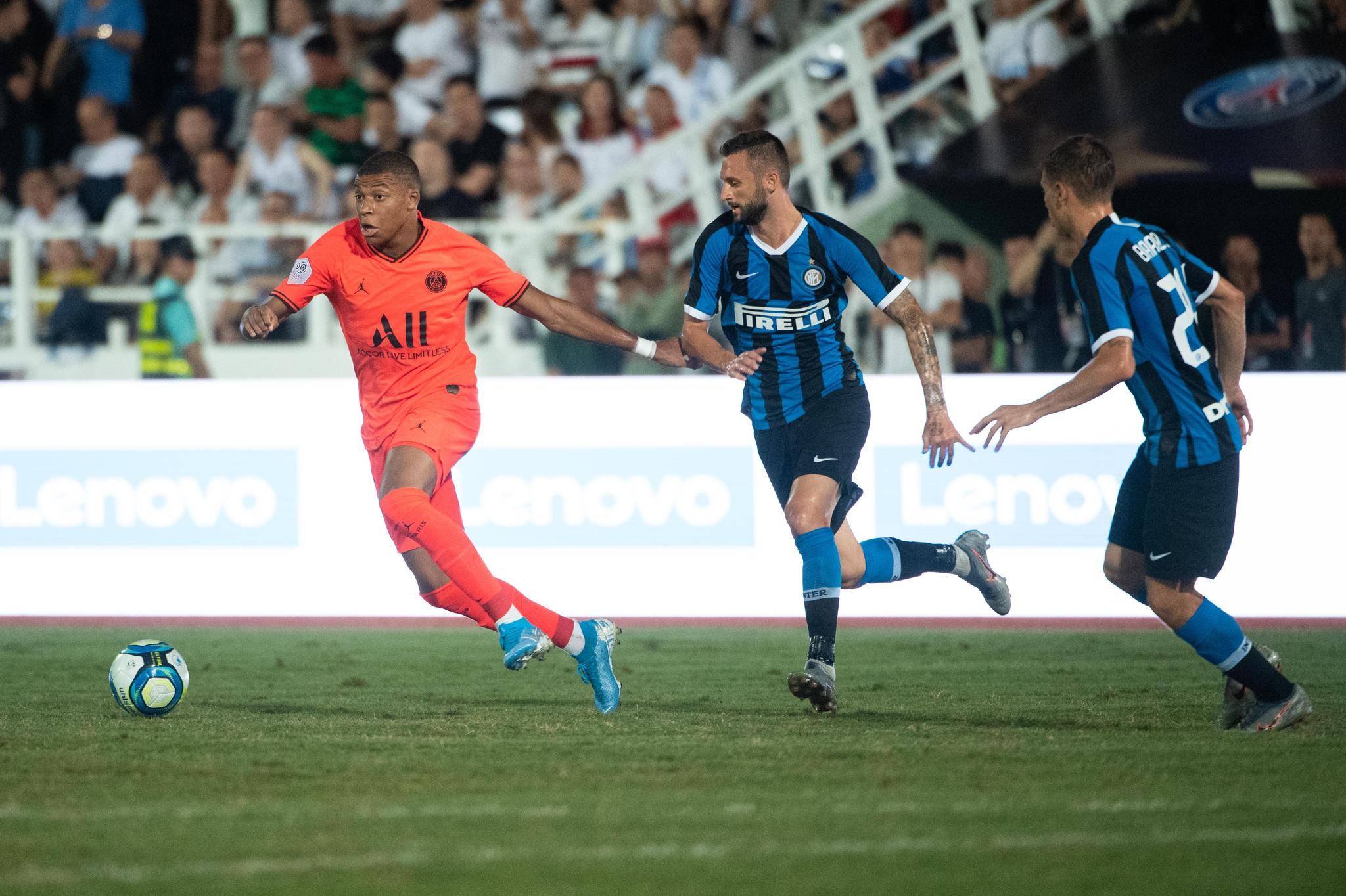 爱游戏（ayx)关于库里巅峰对决，内马尔与80激战巴黎圣日耳曼分钟，爆冷胜负难料！的信息